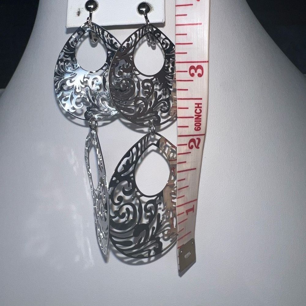 Boho Thin Silver Tone Filigree Clip on Chandelier Earrings - Picture 5 of 7